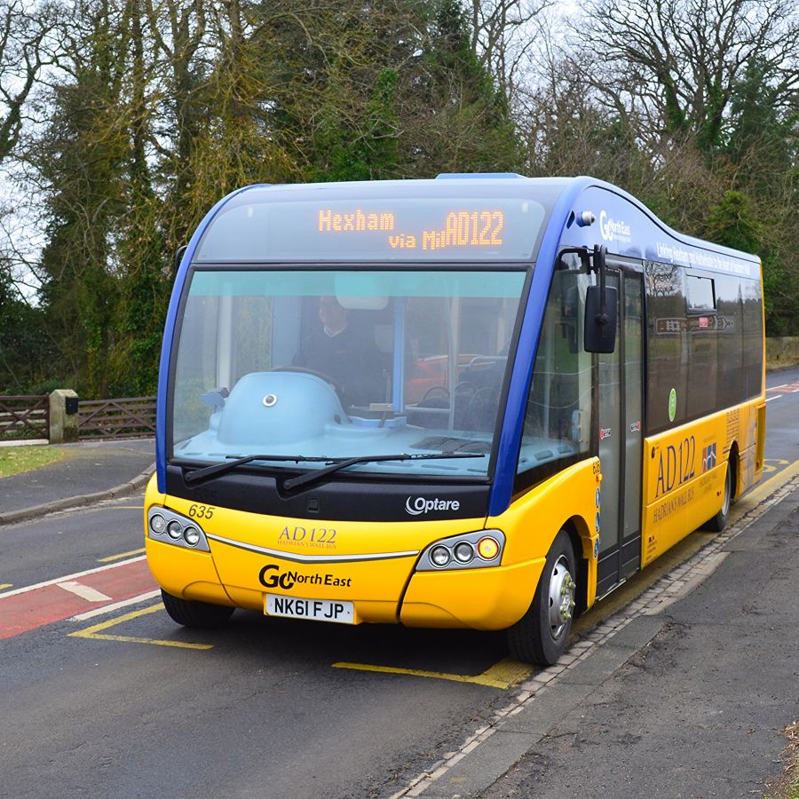 Vn Large AD122 Hadrian S Wall Country Bus
